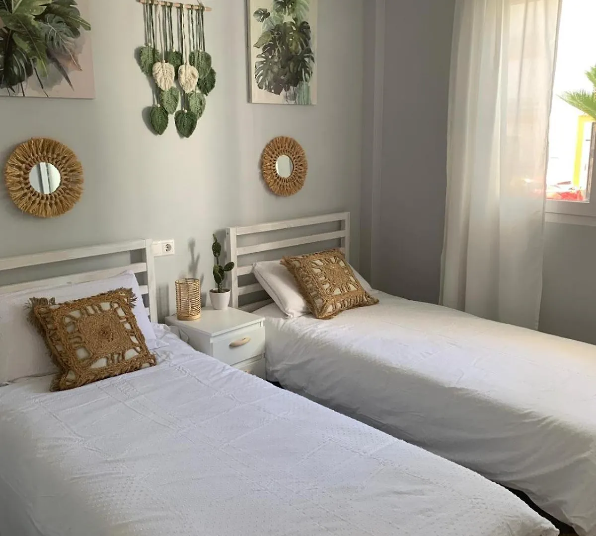 Apartamento De Lujo En La Vera Playa Garrucha