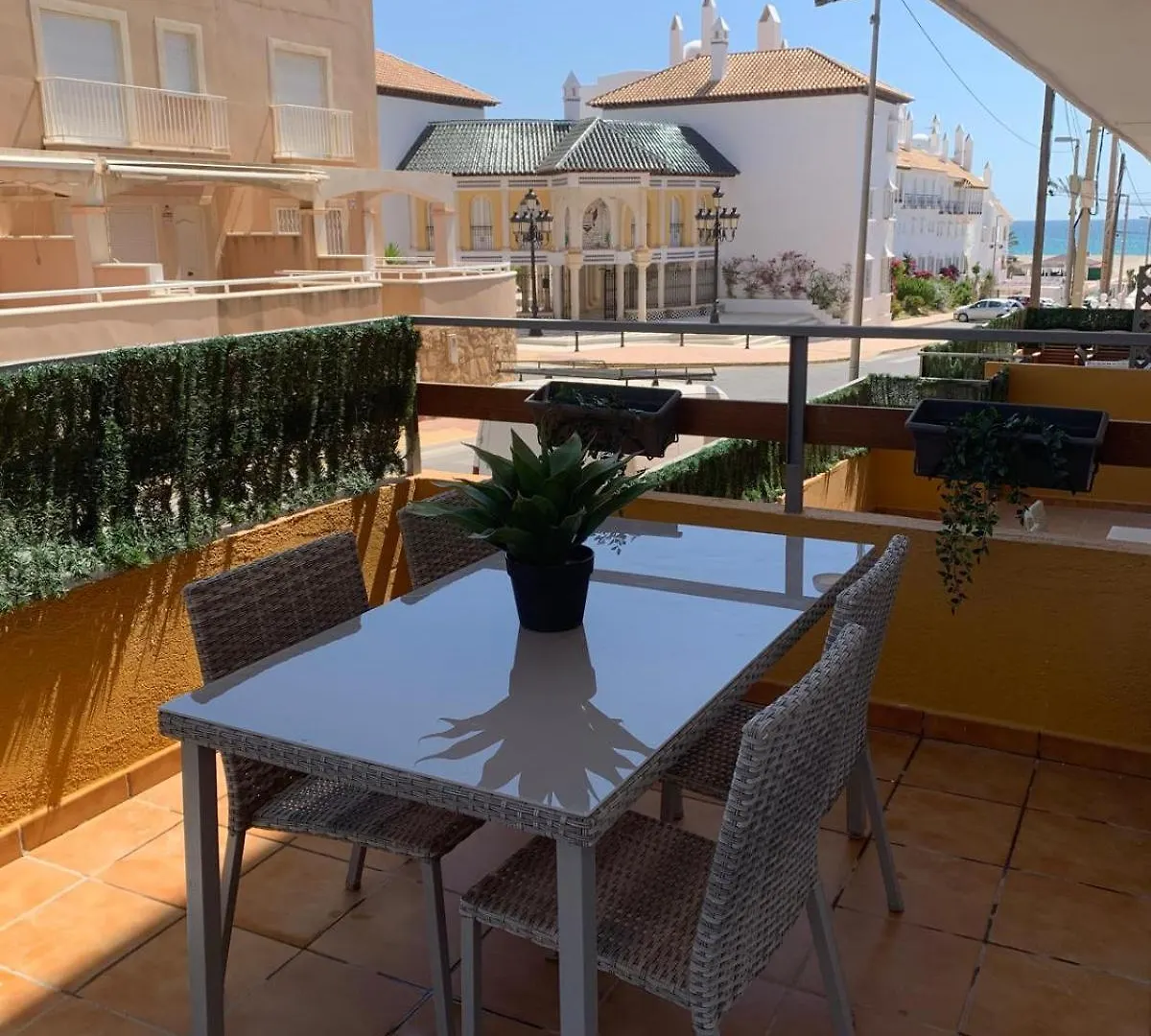 Apartamento De Lujo En La Vera Playa Garrucha