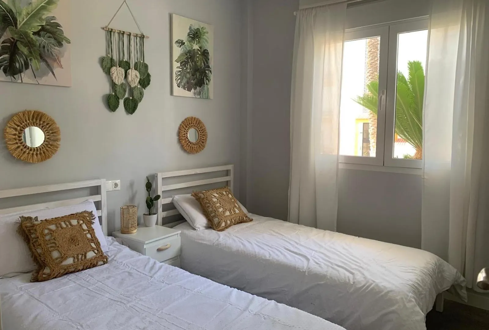 Apartamento De Lujo En La Vera Playa Garrucha Spain